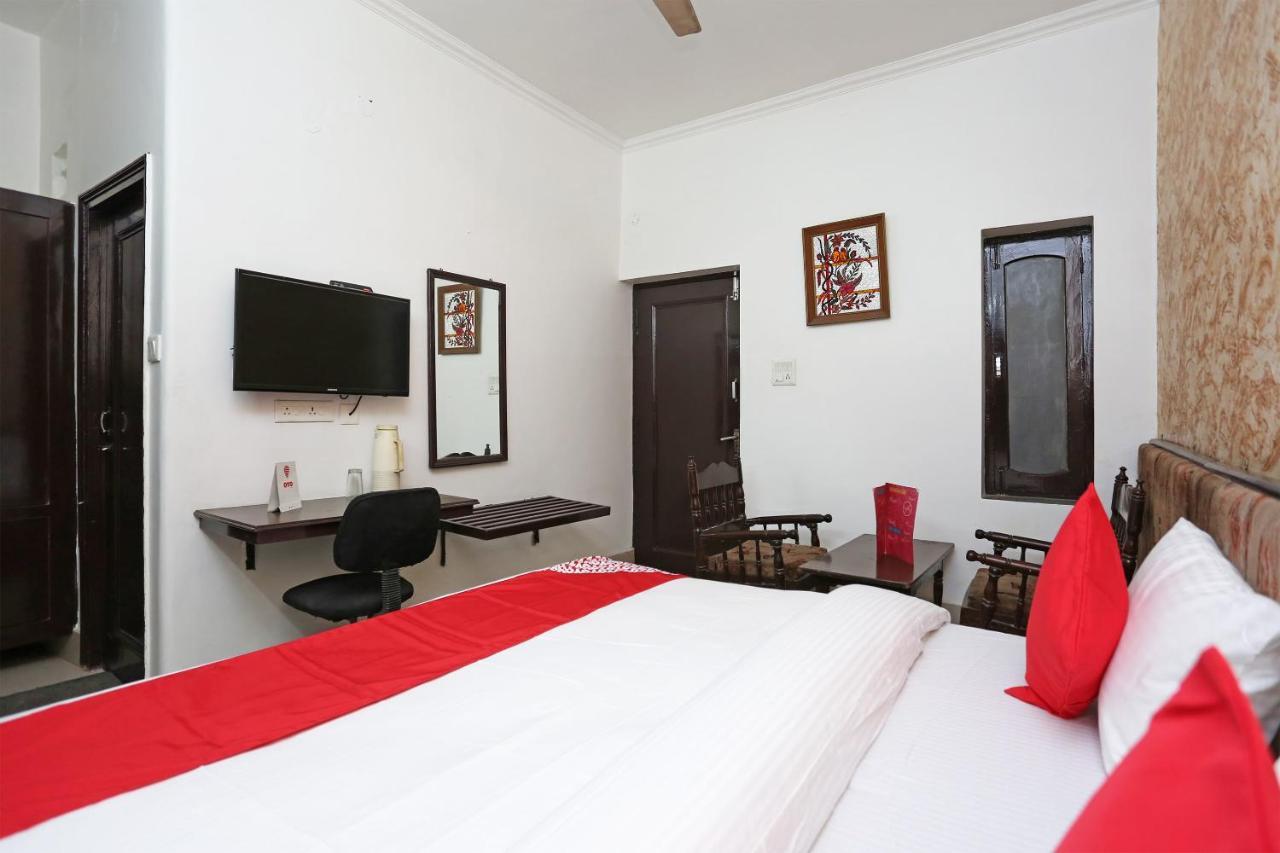 Oyo 7128 Hotel Rama Karnāl Exterior foto
